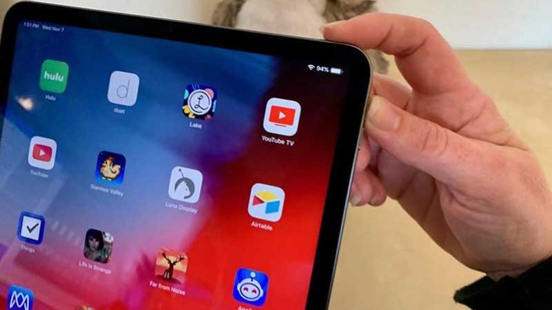 ipad bị đơ không tắt được nguồn